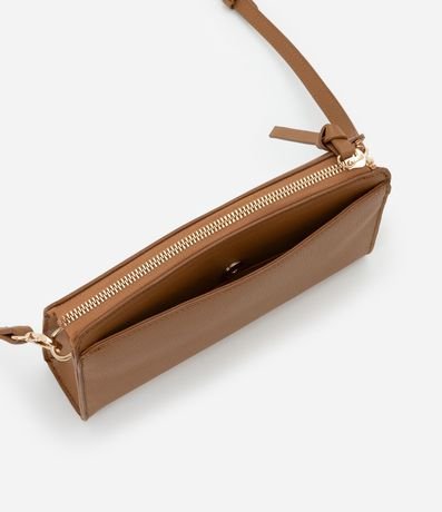 Cartera Transversal Pequeña con Detalles en Metal 4