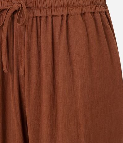 Pantalón Recto Fluida en Cambraia con Cintura Elástica 6