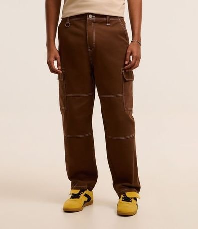 Pantalón Baggy en Sarga con Pespuntes Contrastantes 2
