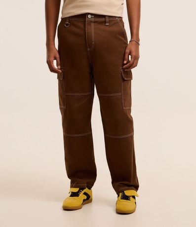 Pantalón Baggy en Sarga con Pespuntes Contrastantes 3