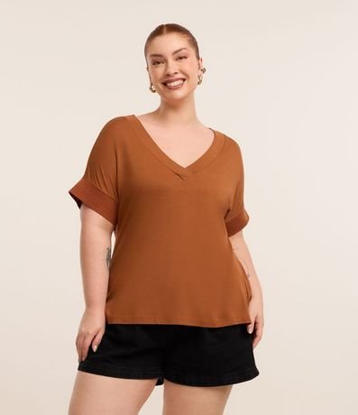 Blusa en Crepé con Escote V en Punto Curve & Plus Size