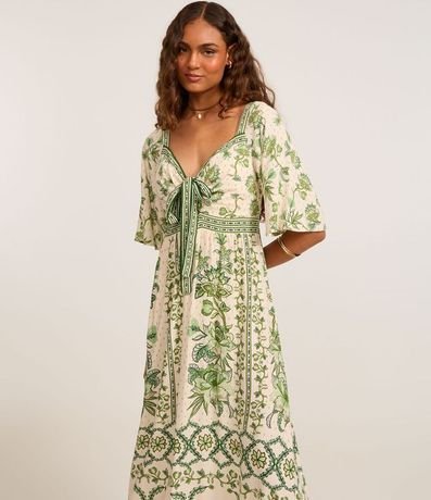 Vestido Evasê Largo en Chalis con Estampa Floral 3