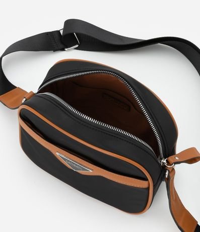 Cartera Transversal Pequeña con Detalles Contrastantes 6