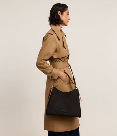 Cartera Hobo Grande con Asa y Detalles Contrastantes