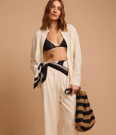 Pantalón Recto en Viscolino con Textura de Palmeras en la Bajo Nube 6