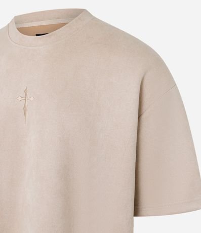 Remera Oversized en Gamuza con Bordado de Cruz Al Frente 8