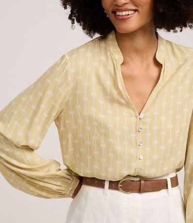 Camisa en Viscosa con Cuello Padre y Botones 4