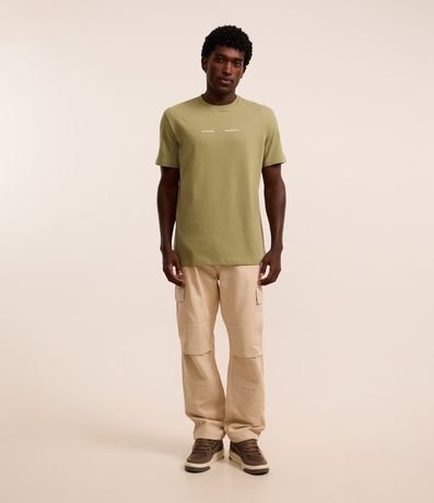 Pantalón Baggy en Sarga con Bolsillos Cargos y Ajuste en la Parte Baja