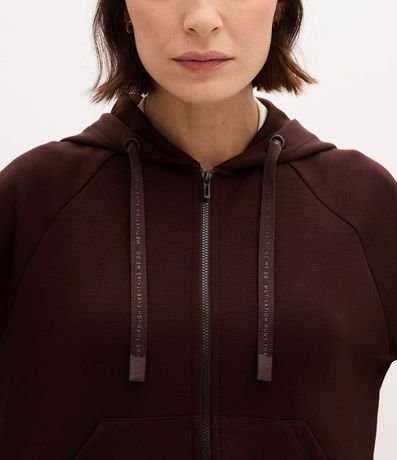 Campera Deportiva en Modal con Capucha 3