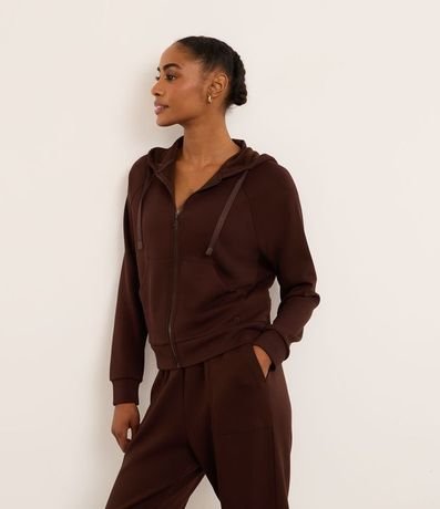 Campera Deportiva en Modal con Capucha