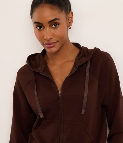 Campera Deportiva en Modal con Capucha 3