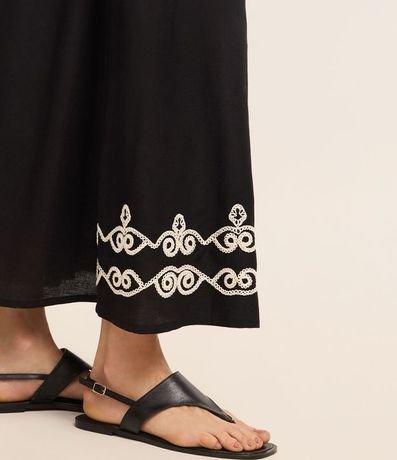 Pollera Evasê Midi en Viscolino con Bordado en la Bajo 5