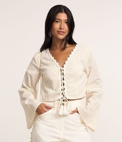 Blusa Cropped en Anarruga con Detalles en el Borde