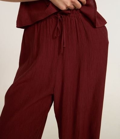Pantalón Recto en Viscosa Texturizada con Lazo en la Cintura 4