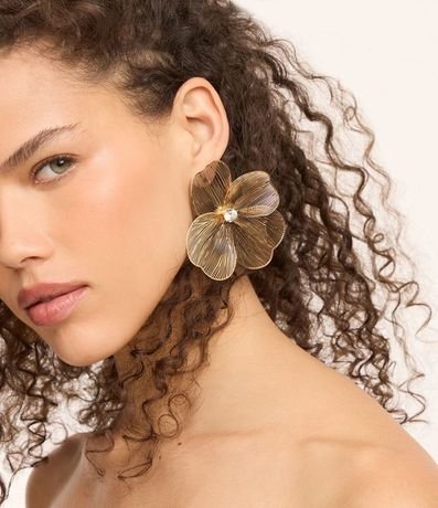 Maxi Caravana con Formato de Flor Alambraado y Núcleo de Strass