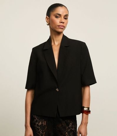 Blazer en Viscosa con Botón Metalizado y Manga Corta