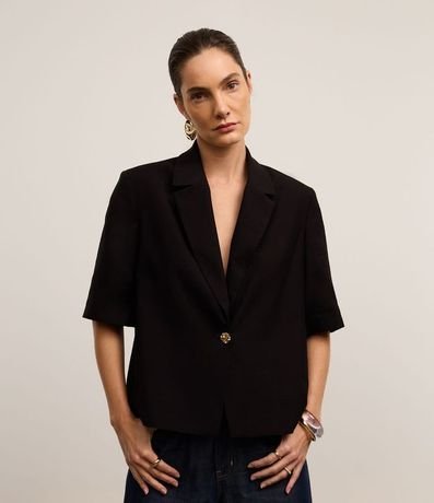 Blazer en Viscosa con Botón Metalizado y Manga Corta