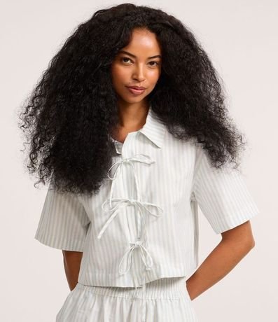 Camisa en Sarga con Lazo de Moñas 3