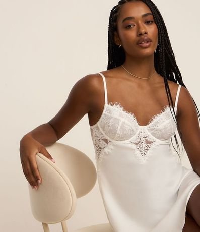 Camisón Sin Copa en Microfibra con Encaje en el Busto