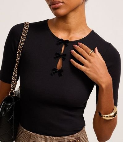 Blusa en Rib con Lazos de Terciopelo 4