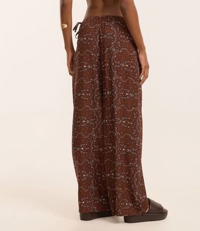 Salida de Playa Pantalón en Viscolino con Estampa Paisley y Lazo en la Cintura 3