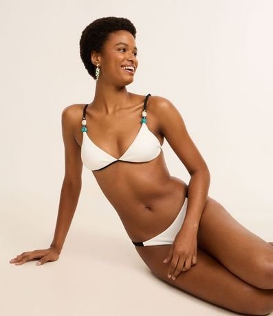 Bikini Bombacha Colaless Texturizada con Hilo Doble y Adornos Resinados 1