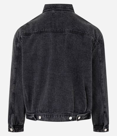 Campera Boxy en Jeans con Cuello Inglés y Bolsillo Diferenciado 7