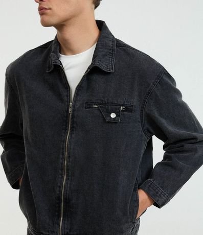 Campera Boxy en Jeans con Cuello Inglés y Bolsillo Diferenciado 3