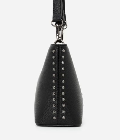 Bolsa Bucket Pequeña con Detalles de Spikes y Metales 3