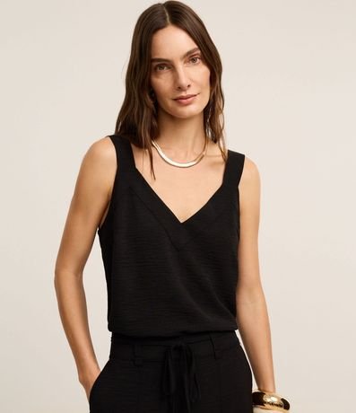 Blusa en Airflow con Escote V y Bretel Ancho