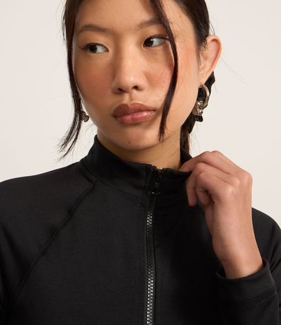 Blusa en Microfibra con Cuello Largo y Cremallera 4