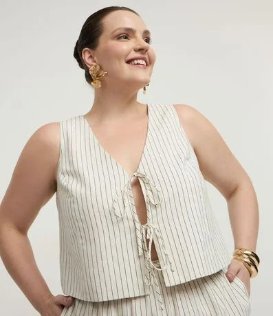 Blusa Chaleco en Viscolino Listrado con Amarrações delanteros Curve & Plus Size