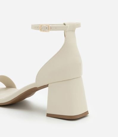 Sandalia Básica con Puntera Cuadrada y Salto Bloco 4