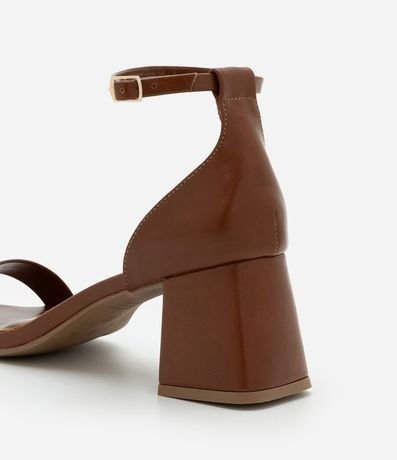 Sandalia Básica con Puntera Cuadrada y Salto Bloco 3