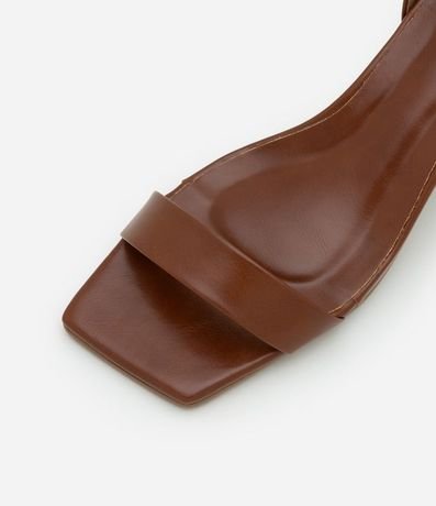 Sandalia Básica con Puntera Cuadrada y Salto Bloco 4