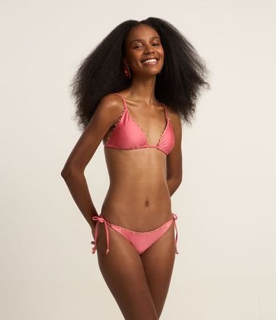 Bikini Bombacha Lazo en Microfibra Brillo con Hilo Doble y Adornos de Madera