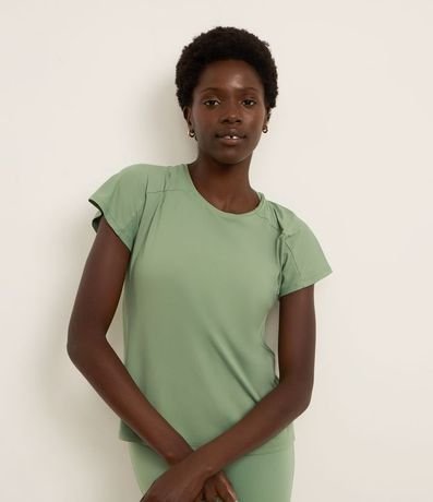 Remera Deportiva en Microfibra con Abertura en la Espalda y Canesú en el Hombro 2