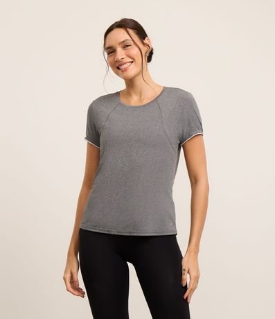 Remera Deportiva en Microfibra con Friso Contrastante