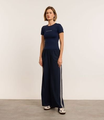 Remera Deportiva en Microfibra con Estampa Be Your Own Muse 3