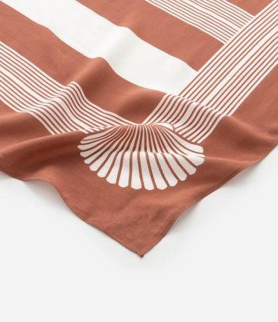 Salida de Playa Rectangular en Viscosa con Estampa Rayada 3