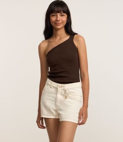 Short en Sarga con Bolsillos Dobles y Colgante de Concha 2