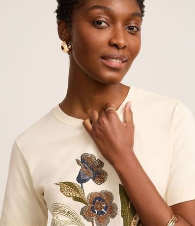 Blusa Slim en Algodón con Estampa Beleza em Todas As Coisas 3