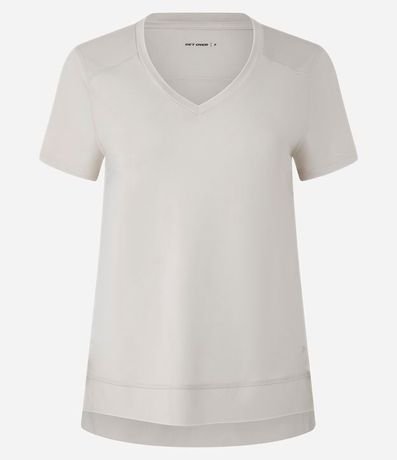 Remera Deportiva en Microfibra Agujerada con Bajo Mullet 4