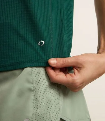 Remera en Microfibra con Escote Redondo 3