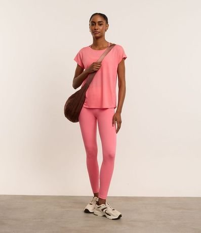 Remera en Microfibra con Escote Redondo 2