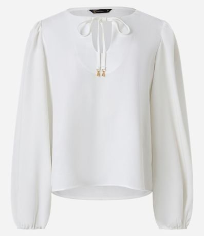 Blusa Satinada con Colgante de Corazón en el Lazo de Cuello 5