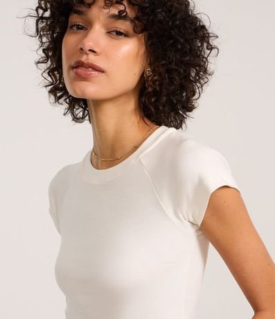 Blusa Corta en Suedine con Sisa Raglán 3