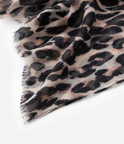 Pañuelo Rectangular en Franela con Estampa Animal Print Leopardo 2