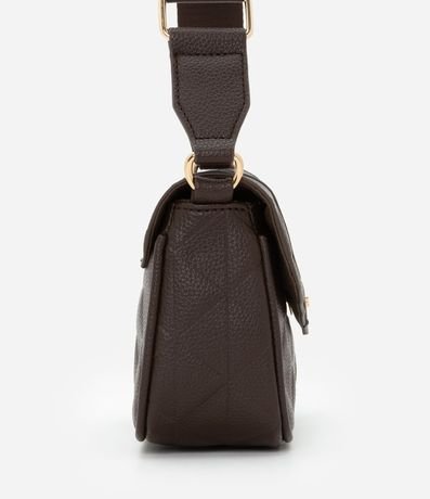 Cartera Transversal Mediana con Tapa y Textura Embossed 2