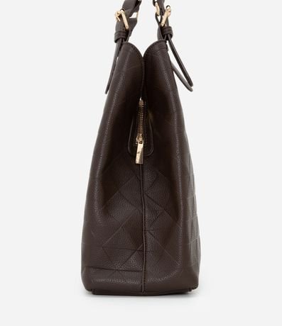 Cartera Hobo Grande con Textura y Detalles en Metal 3